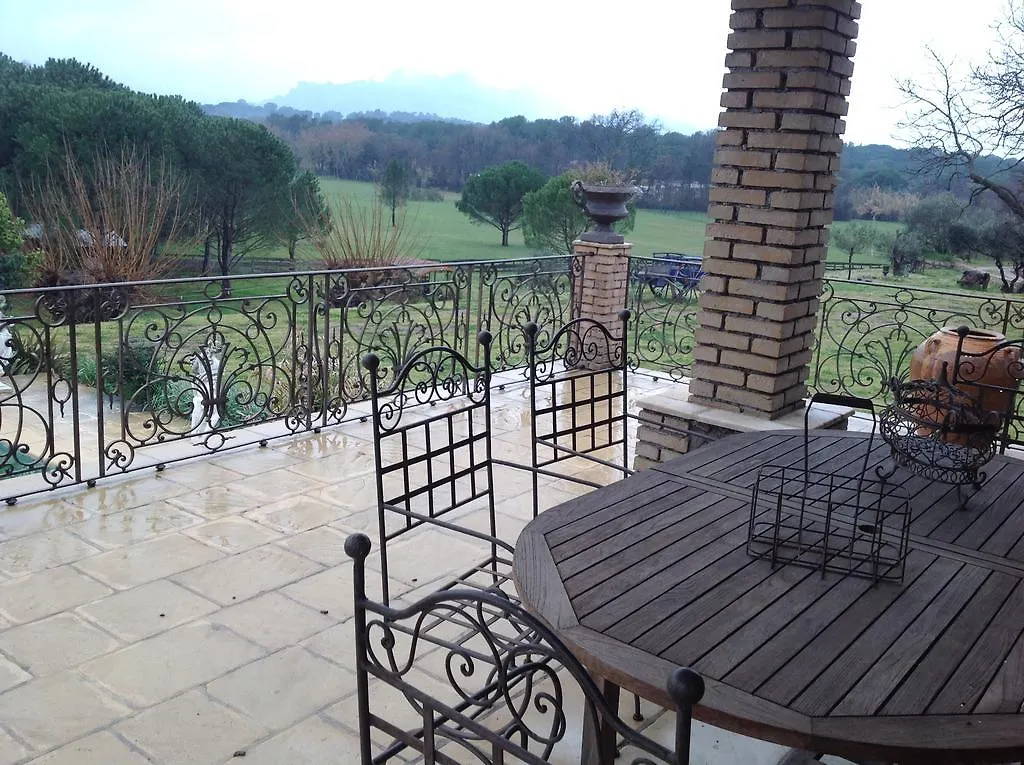 Le Mas Des Peps Roquebrune-sur-Argens Сasa de vacaciones